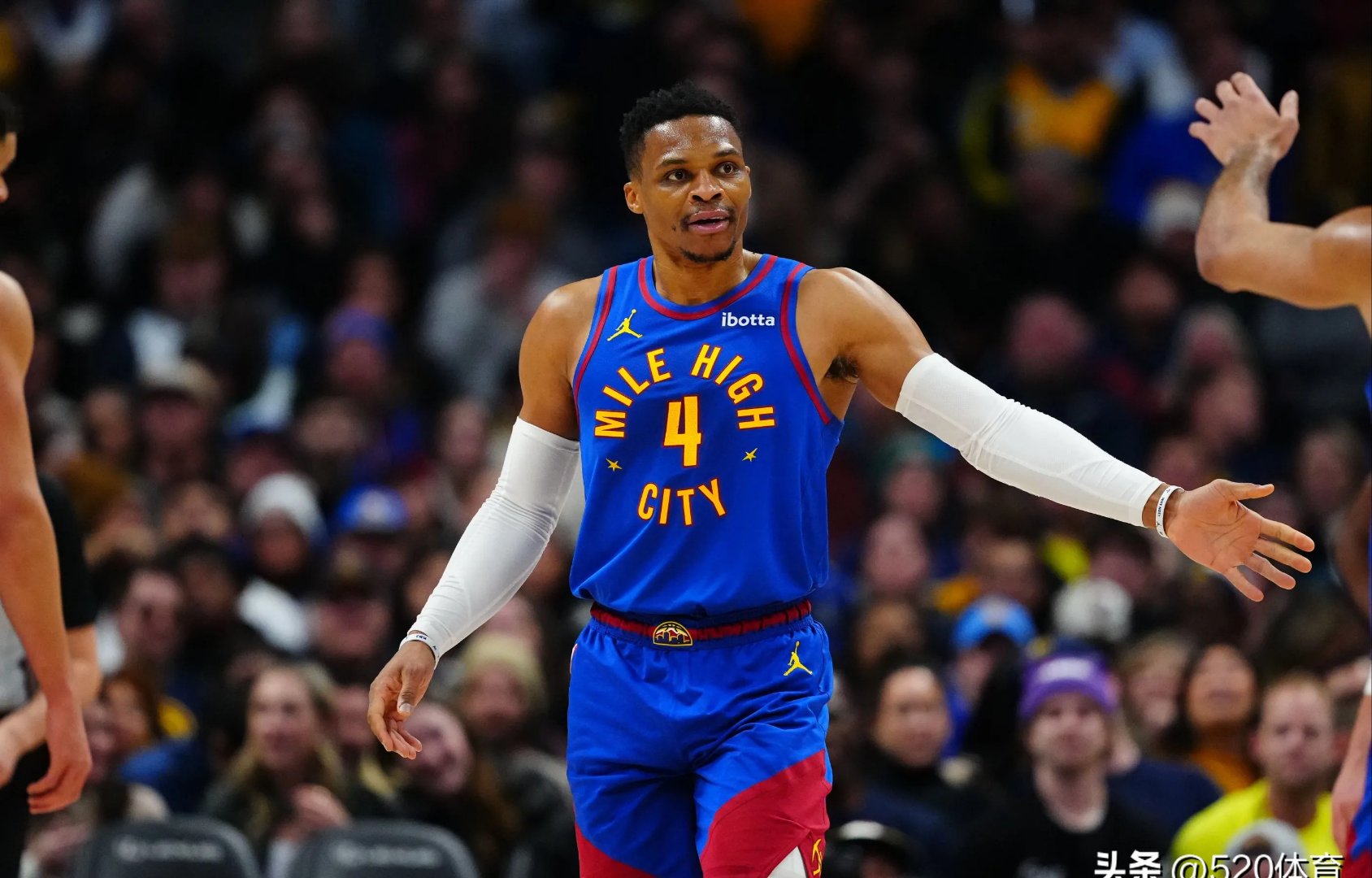 奥兰多魔术迎NBA季后赛关键赛，今晨复出首秀，媒体盛赞，医务组通报恢复的简单介绍-爱游戏体育